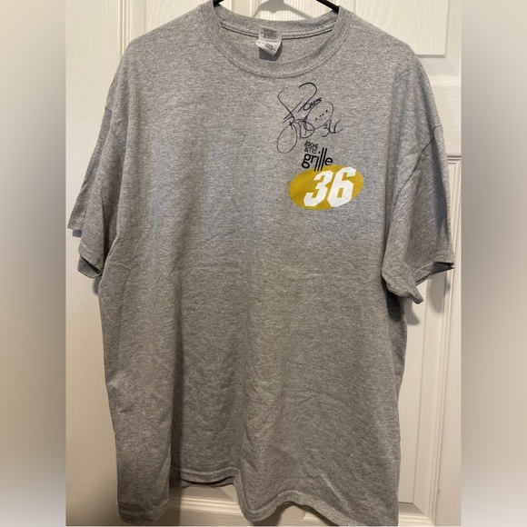 Jerome Bettis Signed Authentic vintage t-shirt Jerome Bettis Grill restaurant